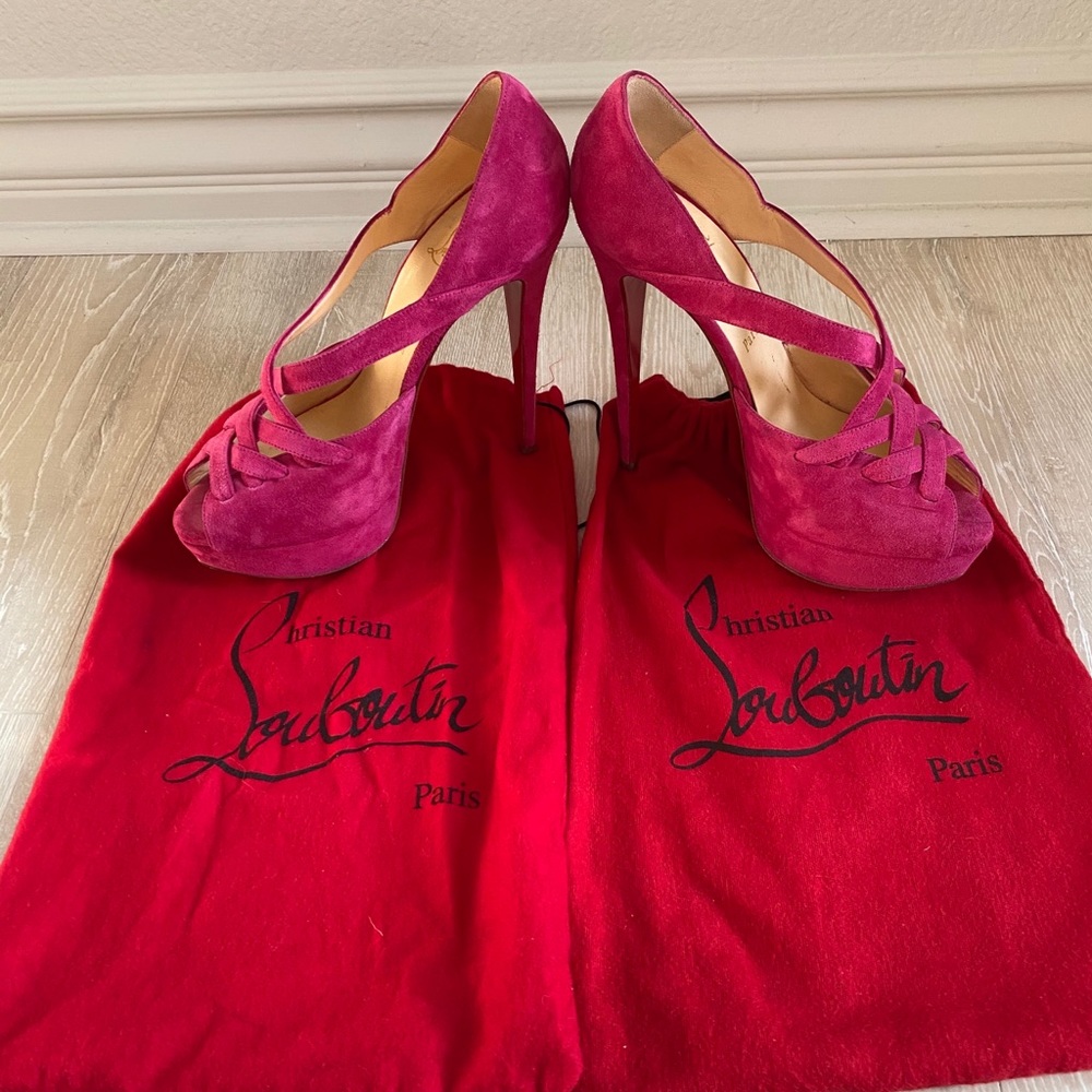 CHRISTIAN LOUBOUTIN Fuchsia Suede High Heels Sz 38 - Picture 5 of 8